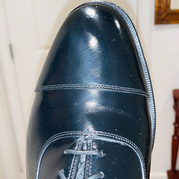 Johnston and Murphy Optima handcrafted Cap Toe Oxford. - Picture 7 of 14